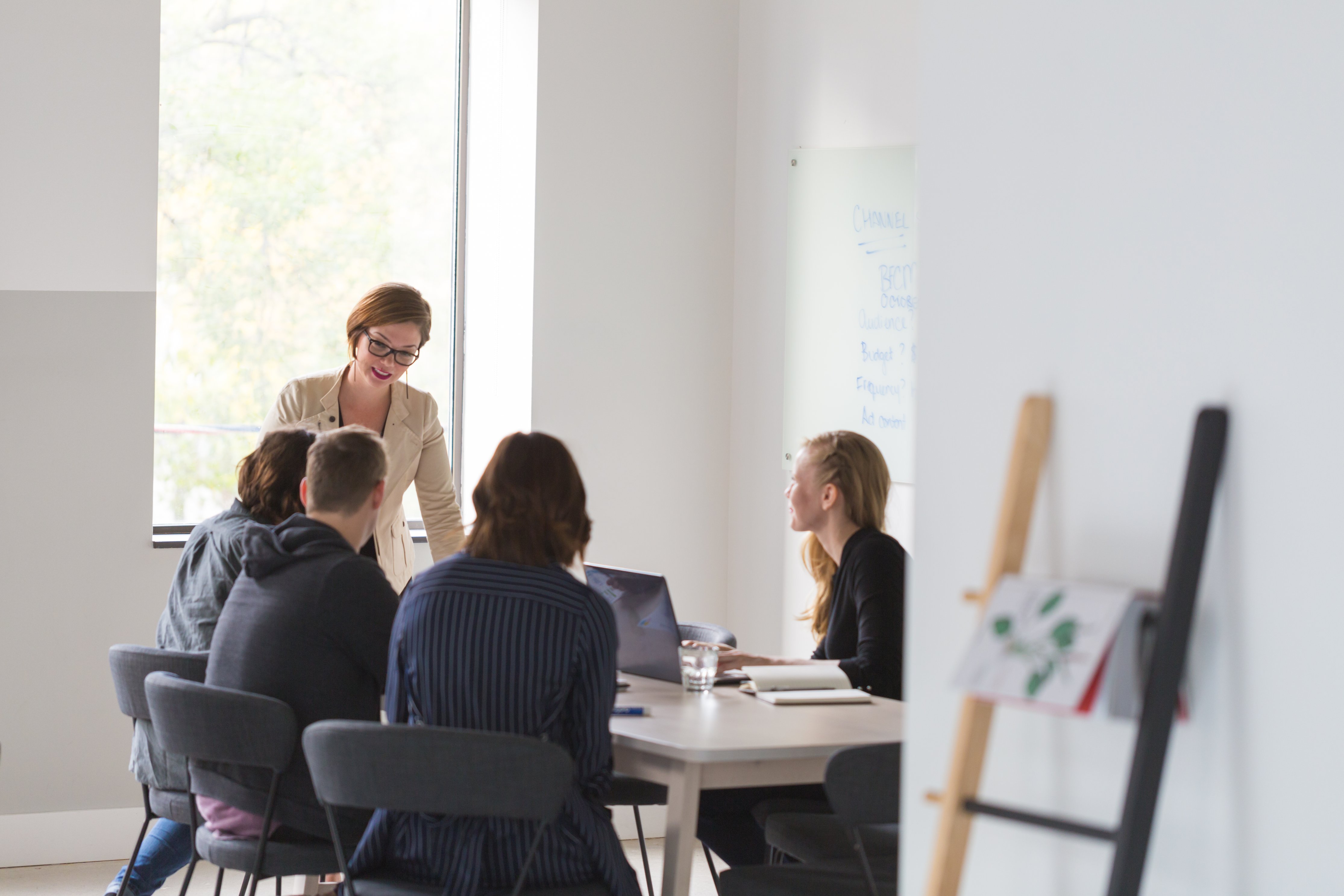 office-team-business-meeting_4460x4460
